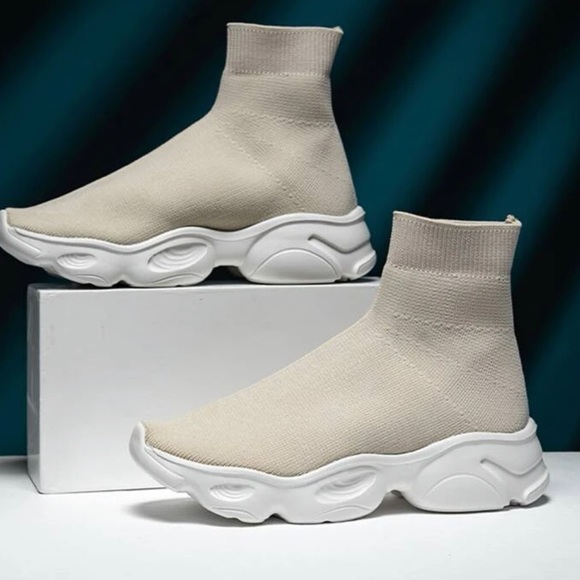 Shoes - Beige Sock Shoe